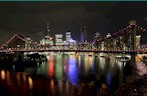 Brisbane: skyline in notturna, di Adolfo Carli