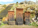 Croci armene chiamate “khatchkar”, di Auratours